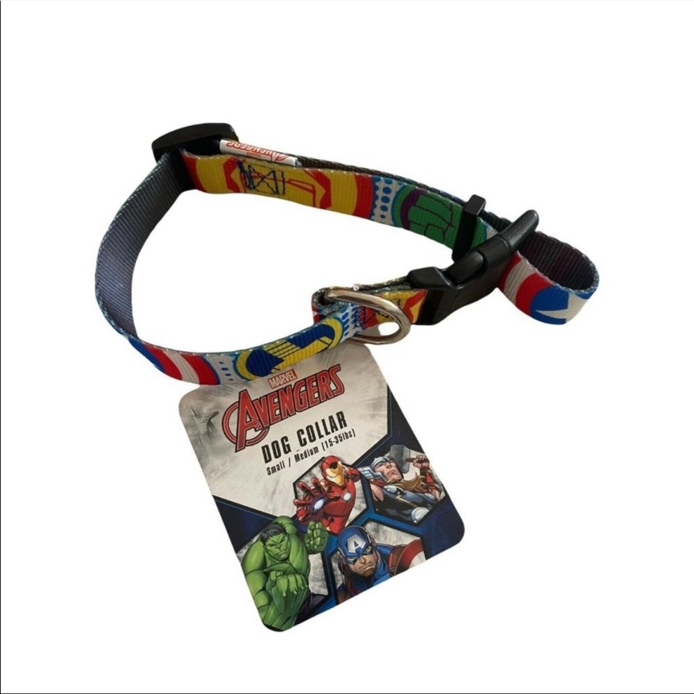 NWT Marvel Avengers Dog collar Size Small/Medium (15/35lbs)